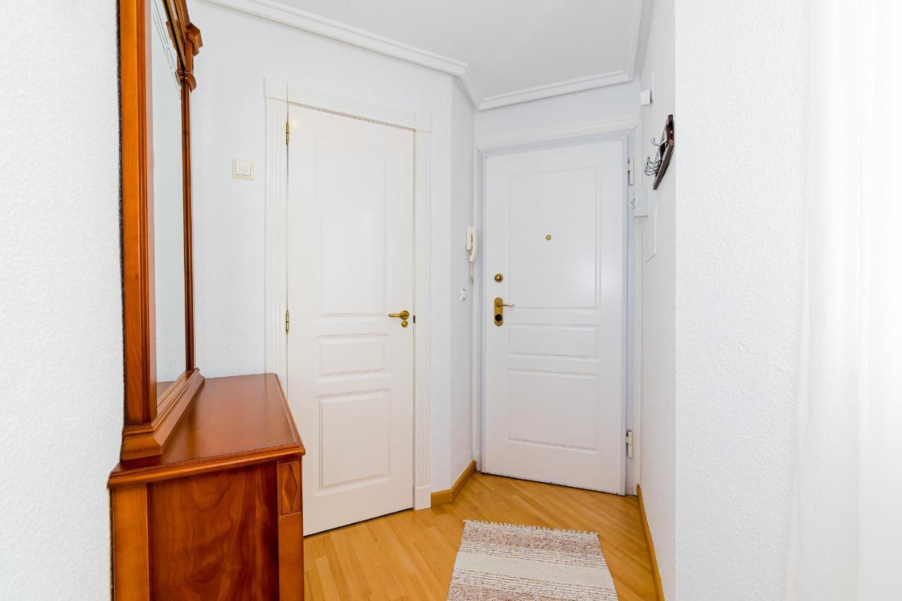 Apartment Natalia 托雷维耶哈 外观 照片